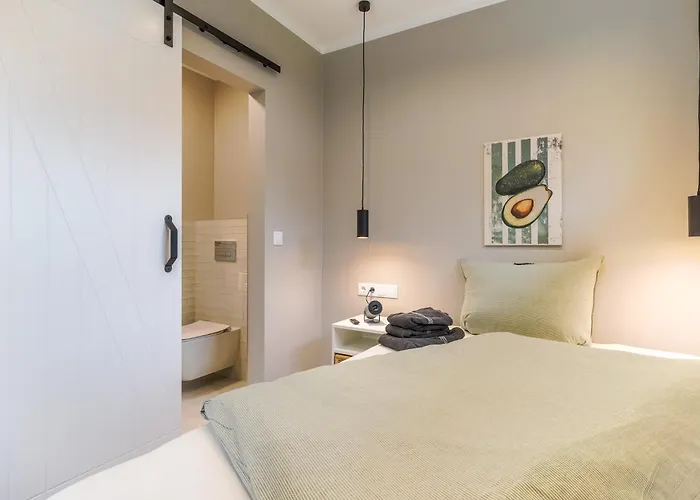 Alte Schule Klassenzimmer 1 2