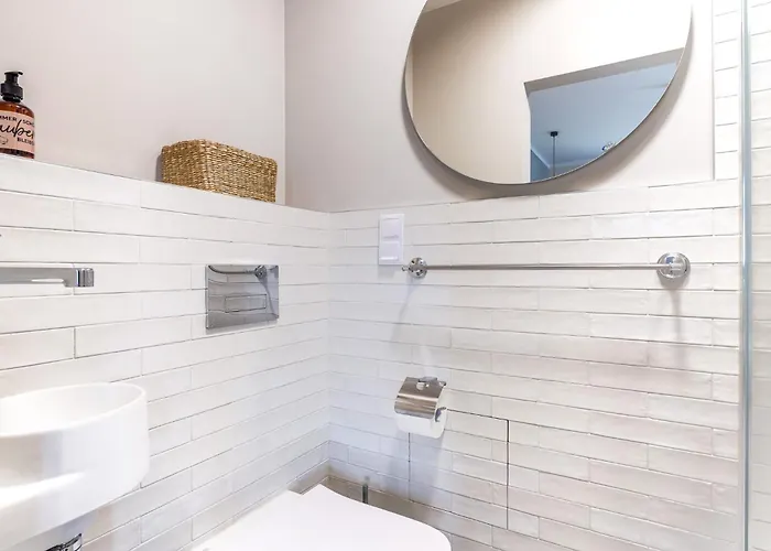 Alte Schule Klassenzimmer 1 2